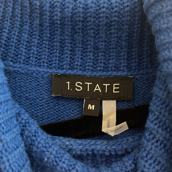 1.State Blue Off the Shoulder Turtleneck. Size M. - Picture 6 of 8